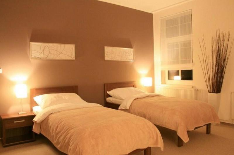 Hotel Epocha Janov nad Nisou Esterno foto