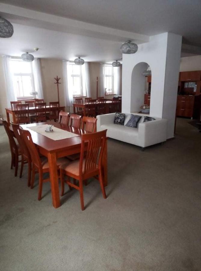 Hotel Epocha Janov nad Nisou Esterno foto