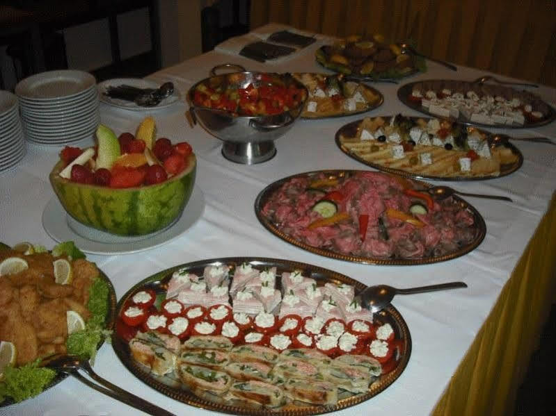 Hotel Epocha Janov nad Nisou Esterno foto
